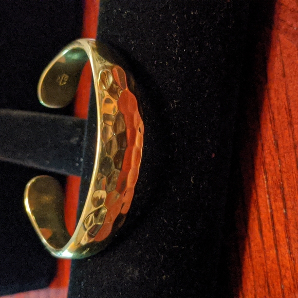 Bracelet Beveled Designed Goldtone Steel Children's Cuff - Picture 1 of 8